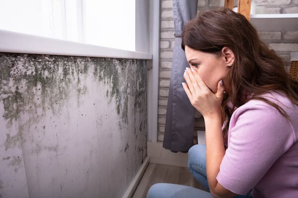 a lady discovering mold and wanting to sell a house with mold on long island